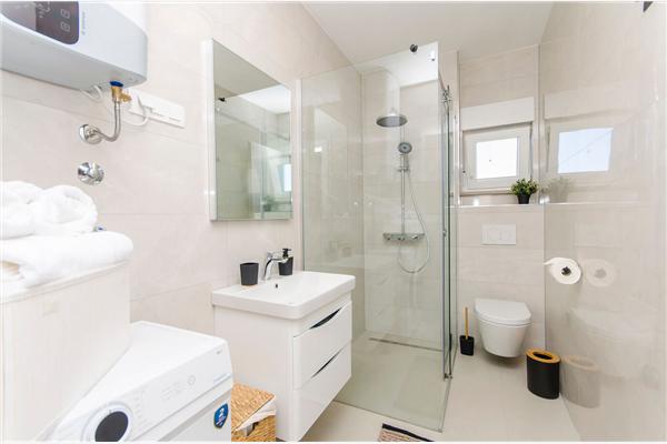 Apartment A2, for 6 persons