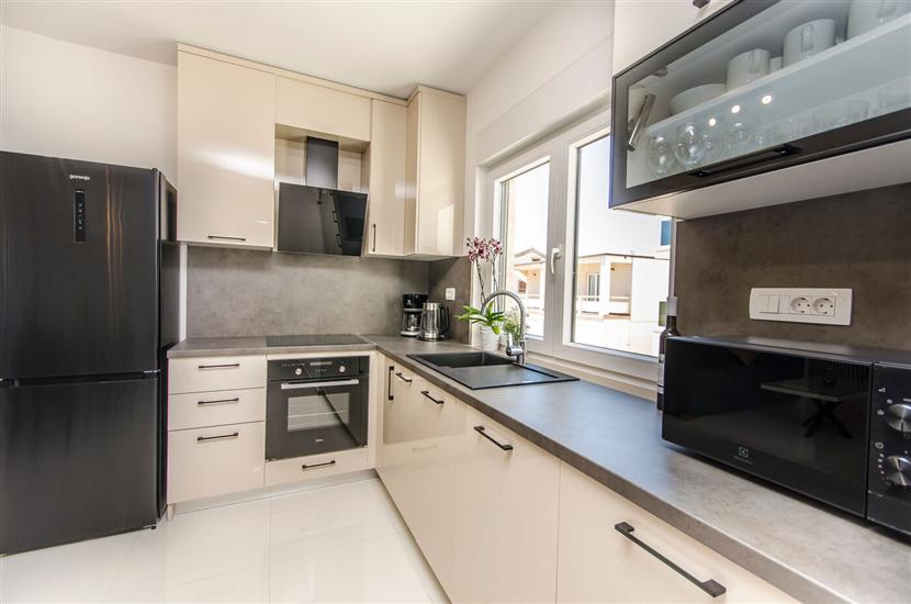 Apartment A2, for 6 persons