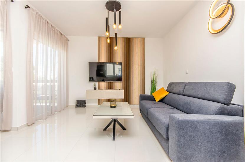 Apartment A2, for 6 persons
