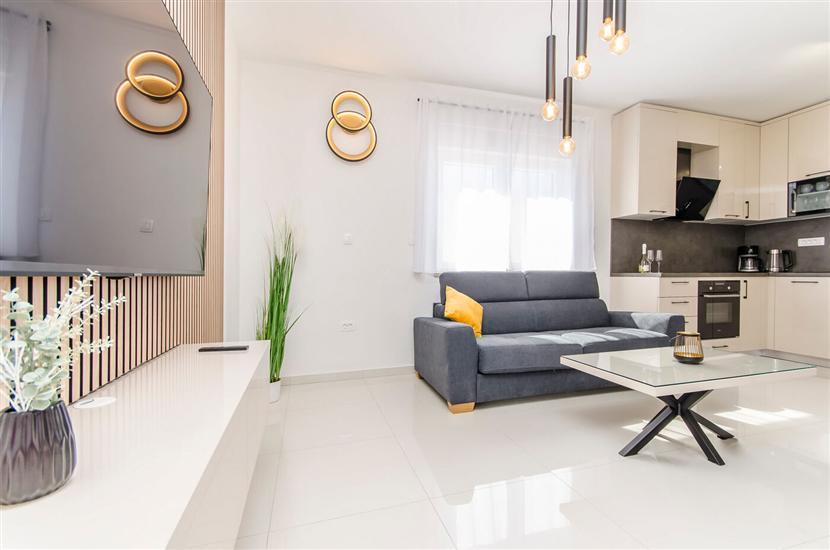 Apartment A3, for 6 persons