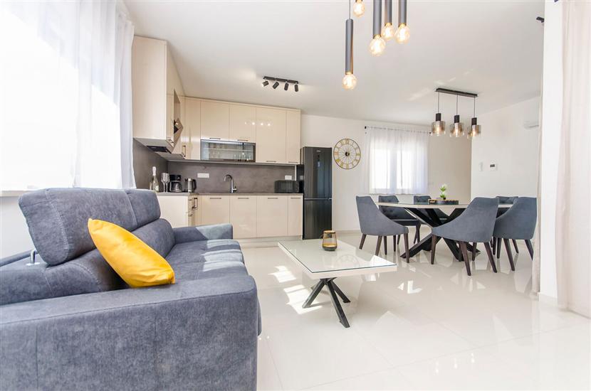 Apartment A3, for 6 persons