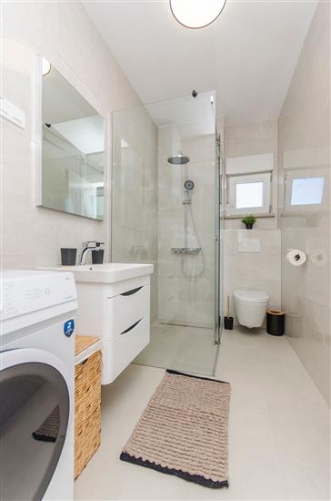 Apartment A3, for 6 persons