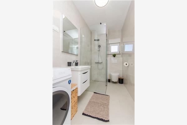 Apartment A3, for 6 persons