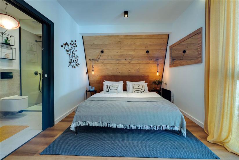 House K1, for 8 persons