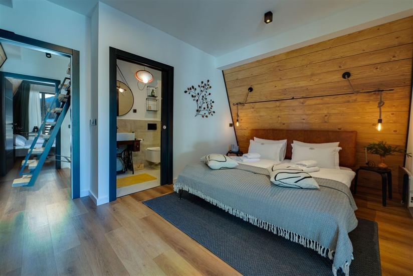 House K1, for 8 persons