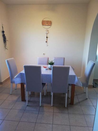 Apartment A1, for 6 persons