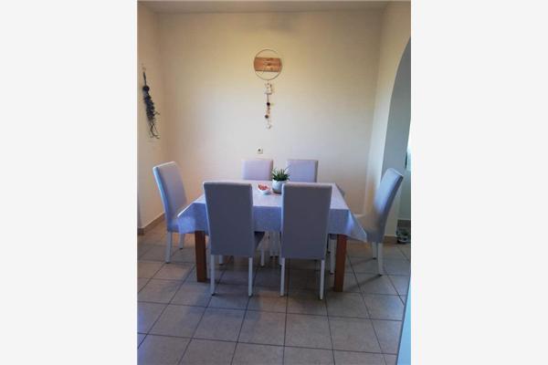 Apartment A1, for 6 persons