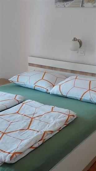 Apartment A1, for 6 persons