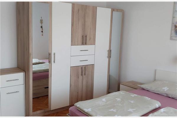 Apartment A1, for 6 persons