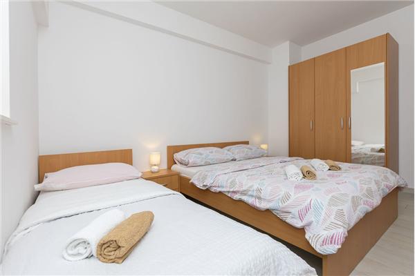 Apartment A7, for 4 persons