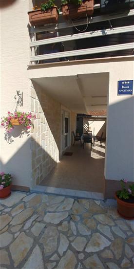 Apartment Marasović