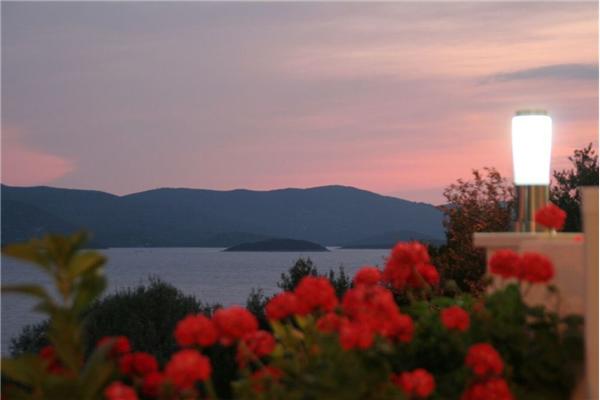 Apartment A2, for 6 persons