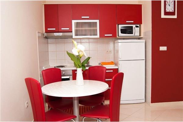 Apartment A2, for 6 persons