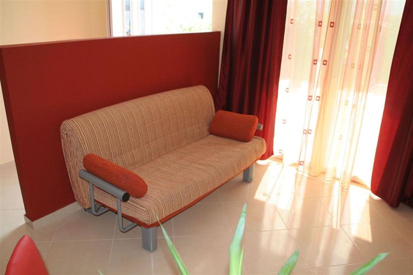 Apartment A2, for 6 persons