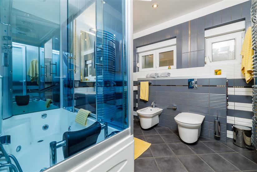 Apartment A5, for 4 persons