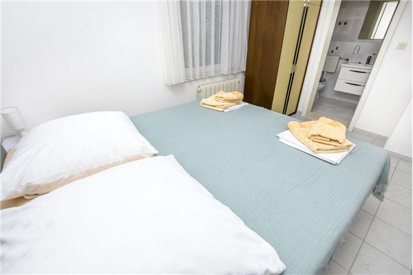 Apartment A1, for 2 persons