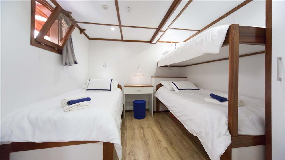 Spl-Cabins-Main-Deck-1