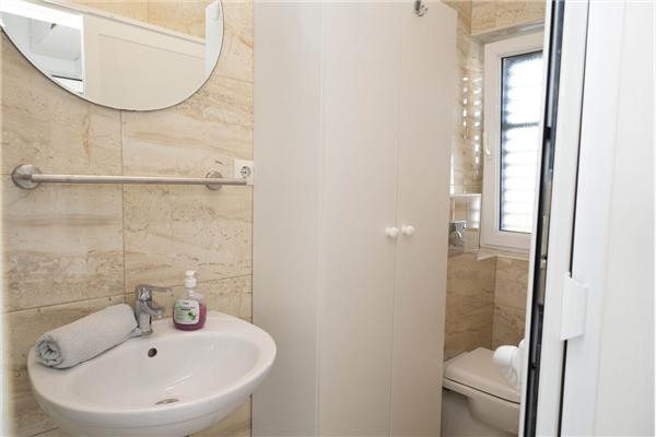 Apartment A2, for 8 persons