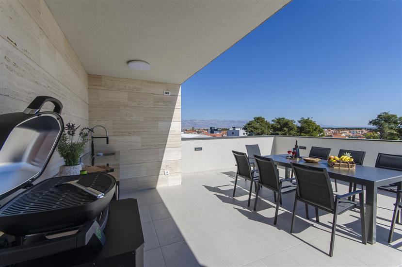 Apartments Villa V2 with rooftop