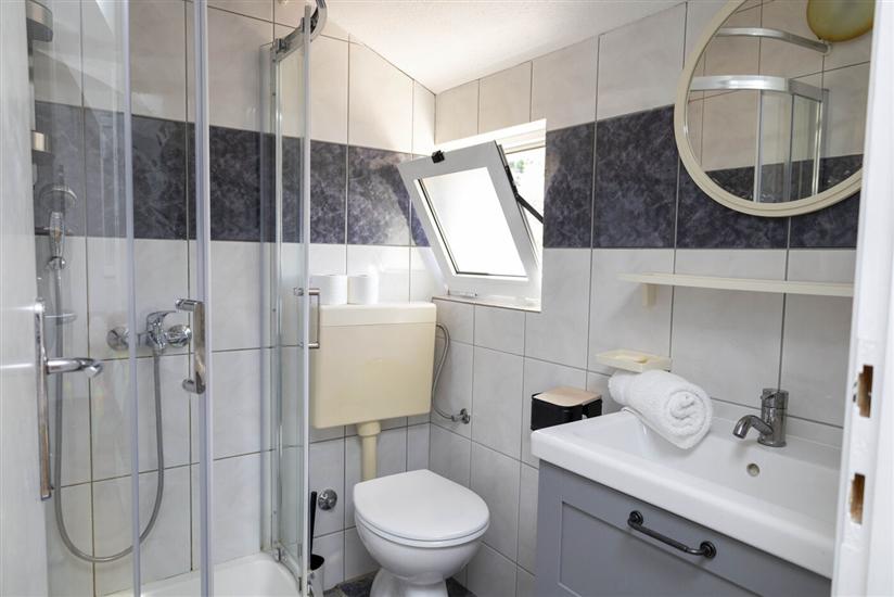 Apartment A3, for 9 persons