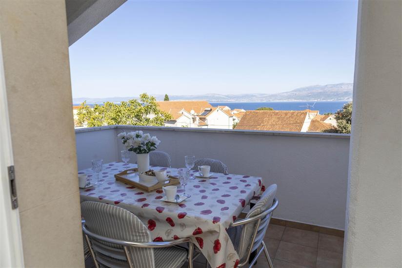 Apartment A3, for 9 persons