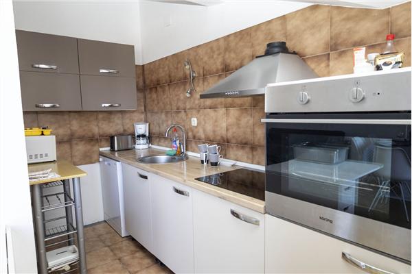 Apartment A3, for 9 persons