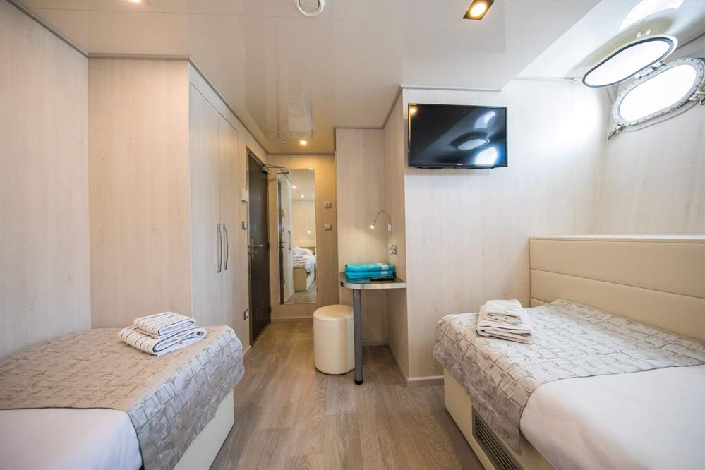 Sum-Cabins-Standard-1