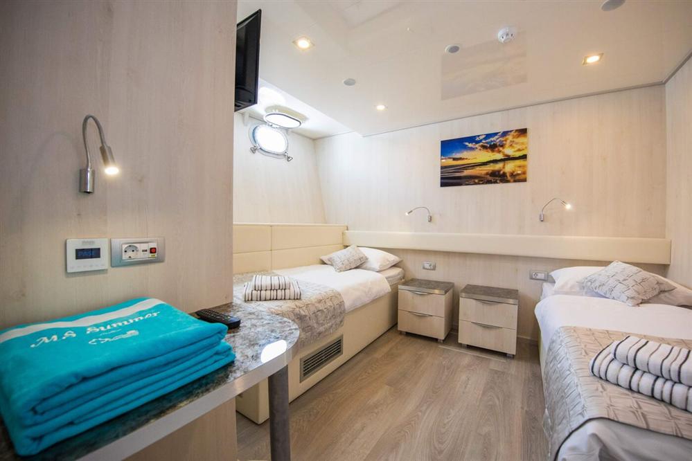 Sum-Cabins-Standard-25