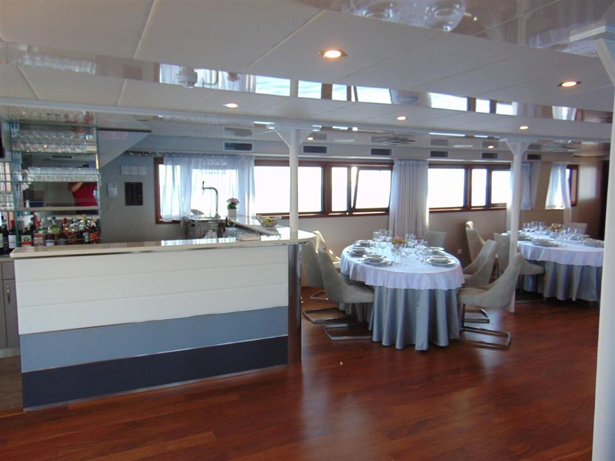 SanS-Restaurant-lobby-34