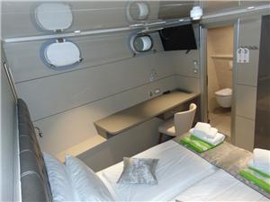 Amb-Cabin-Standard-2