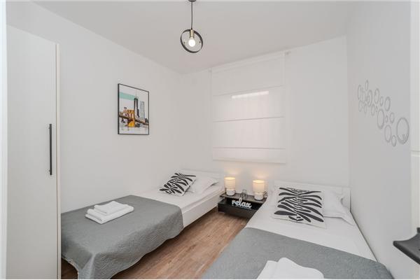 Apartment A1, for 5 persons