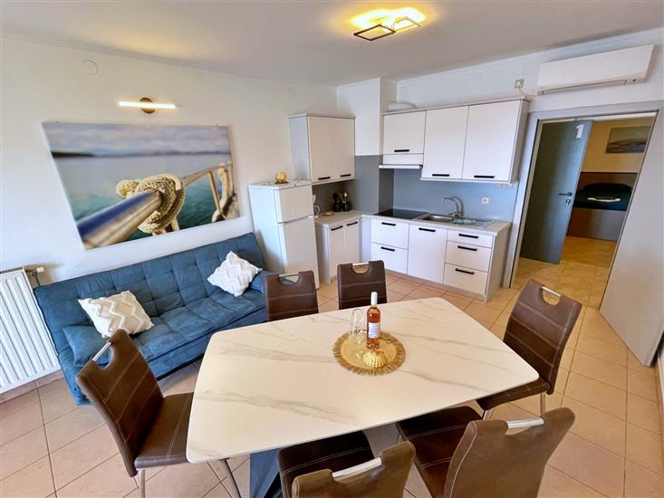 Apartment A1, for 5 persons