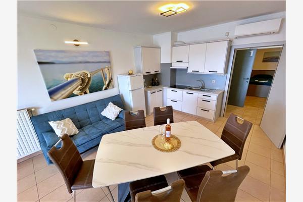 Apartment A1, for 5 persons