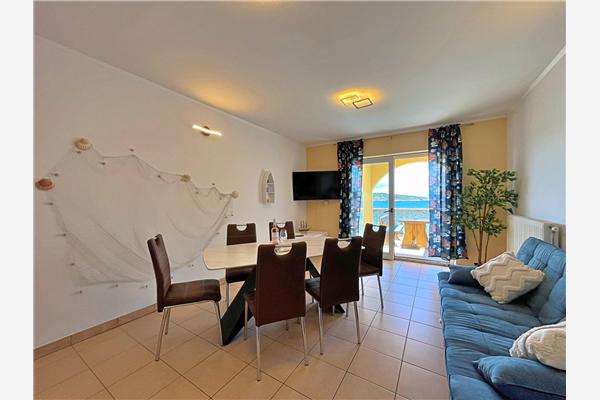 Apartment A1, for 5 persons