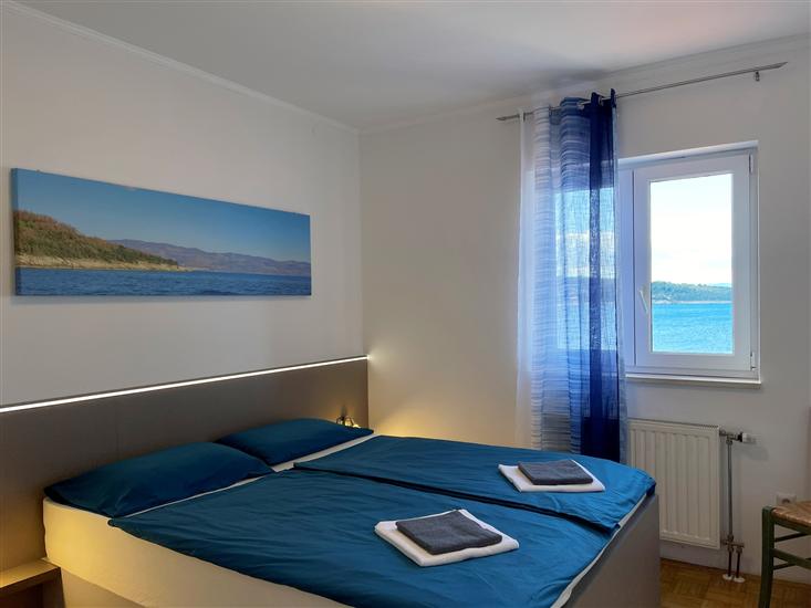 Apartment A1, for 5 persons