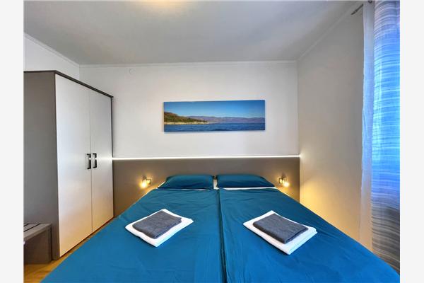 Apartment A1, for 5 persons