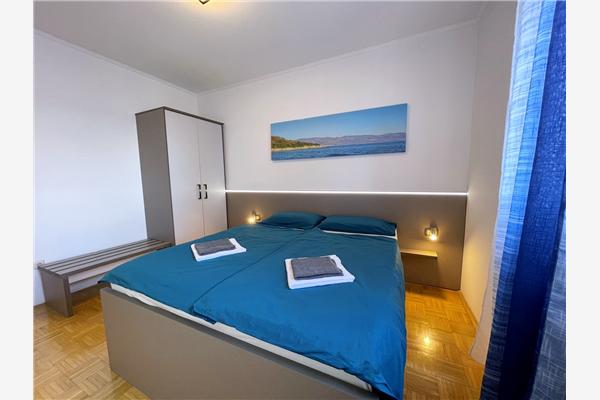 Apartment A1, for 5 persons