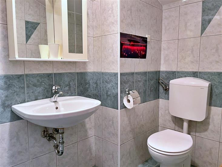 Apartment A4, for 4 persons