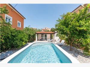 Villa Villa Alis Novigrad, Size 25.00 m2