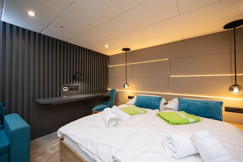 MM2-Cabins-Standard-17