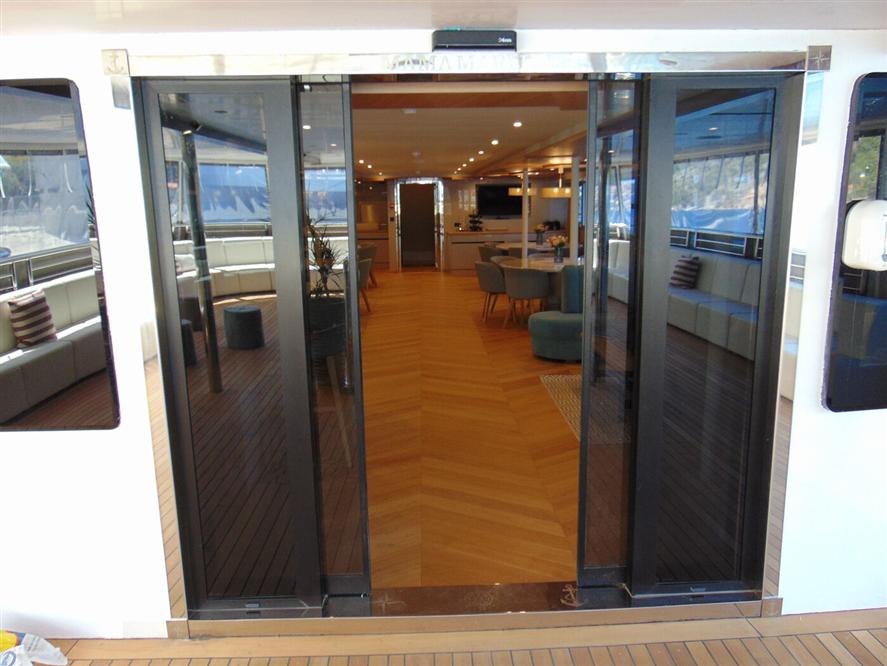 MM2-Restaurant-Lobby-2