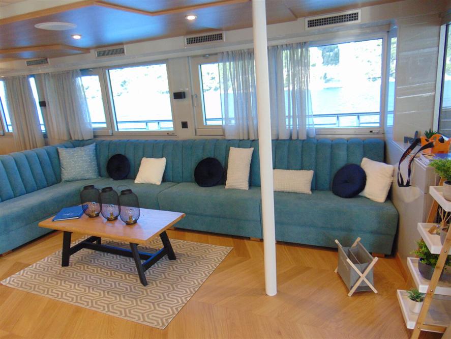 MM2-Restaurant-Lobby-5