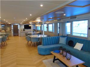 MM2-Restaurant-Lobby-6