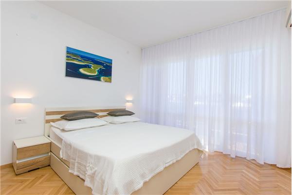 Apartment A1, for 7 persons