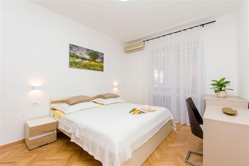 Apartment A1, for 7 persons