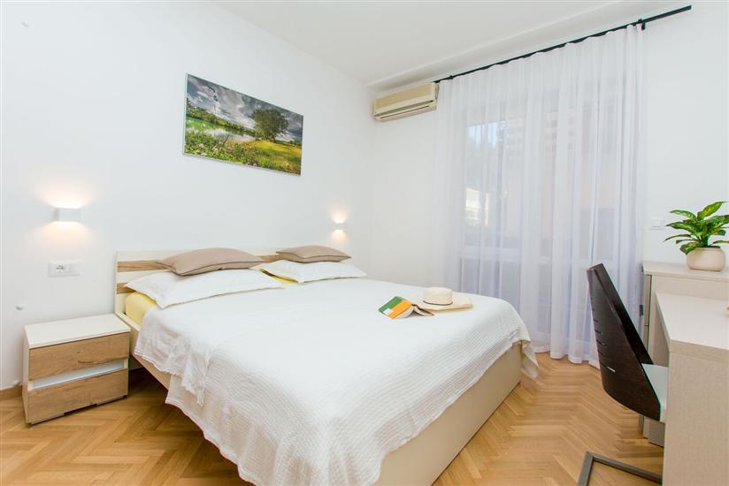 Apartment A1, for 7 persons