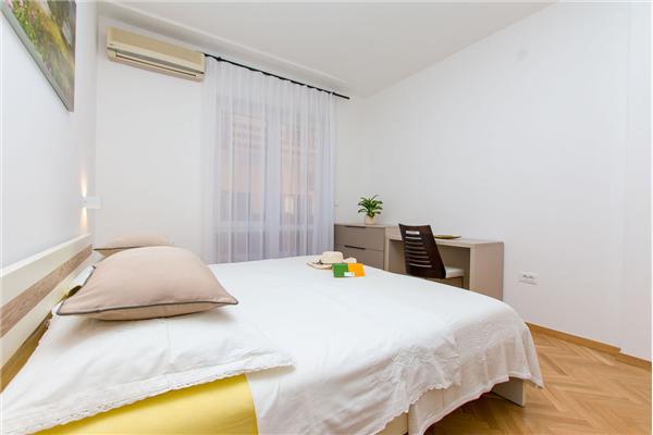 Apartment A1, for 7 persons