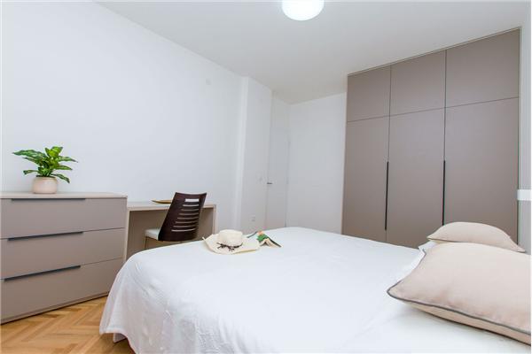 Apartment A1, for 7 persons