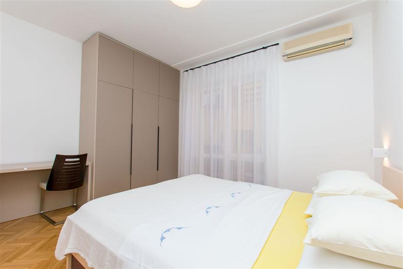 Apartment A1, for 7 persons