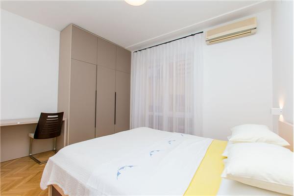 Apartment A1, for 7 persons